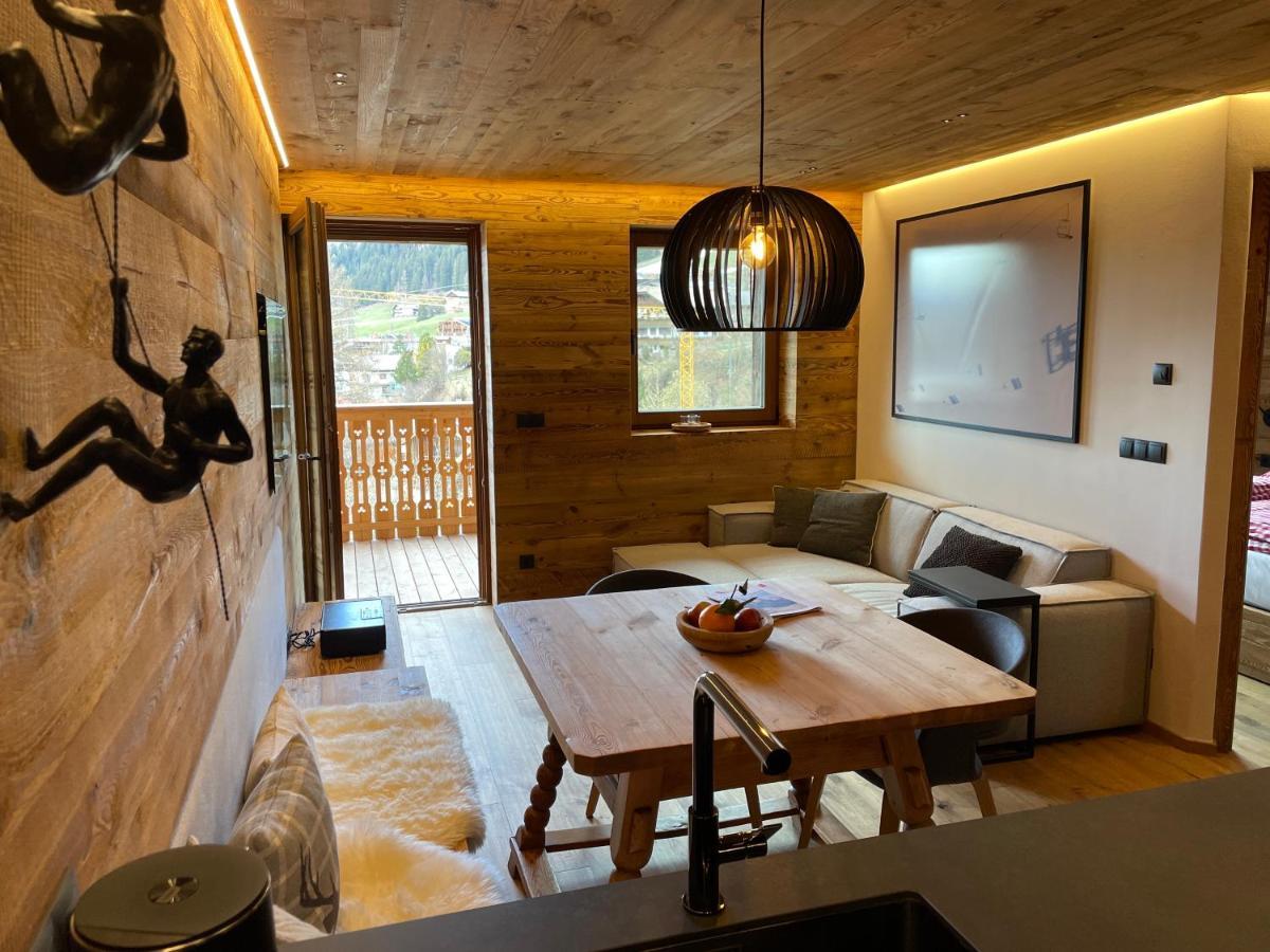 Exclusives Apartment Im Sonnenhof Moos Sexten Bagian luar foto